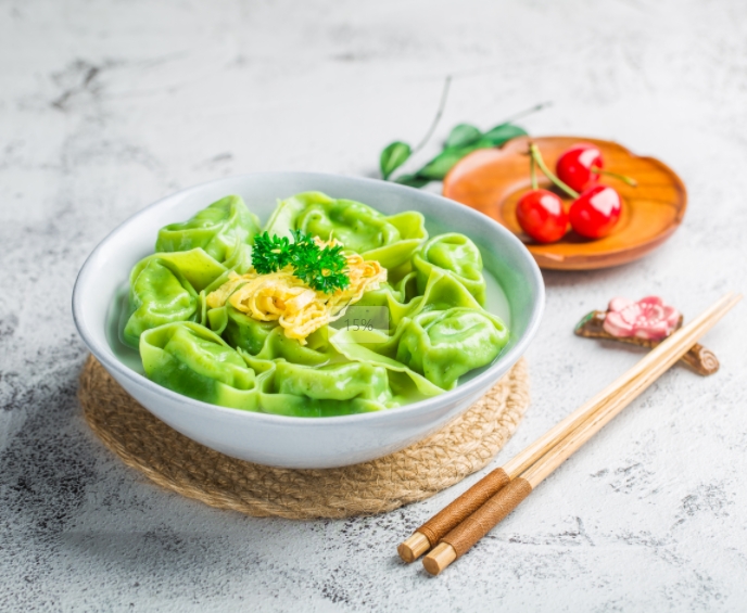 傳統(tǒng)手藝+AI質(zhì)檢！餃子工廠守護(hù)舌尖安全